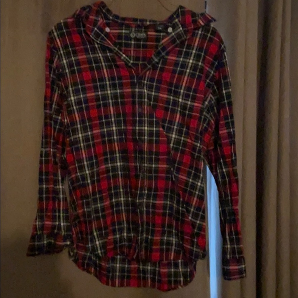 Size large men’s button up